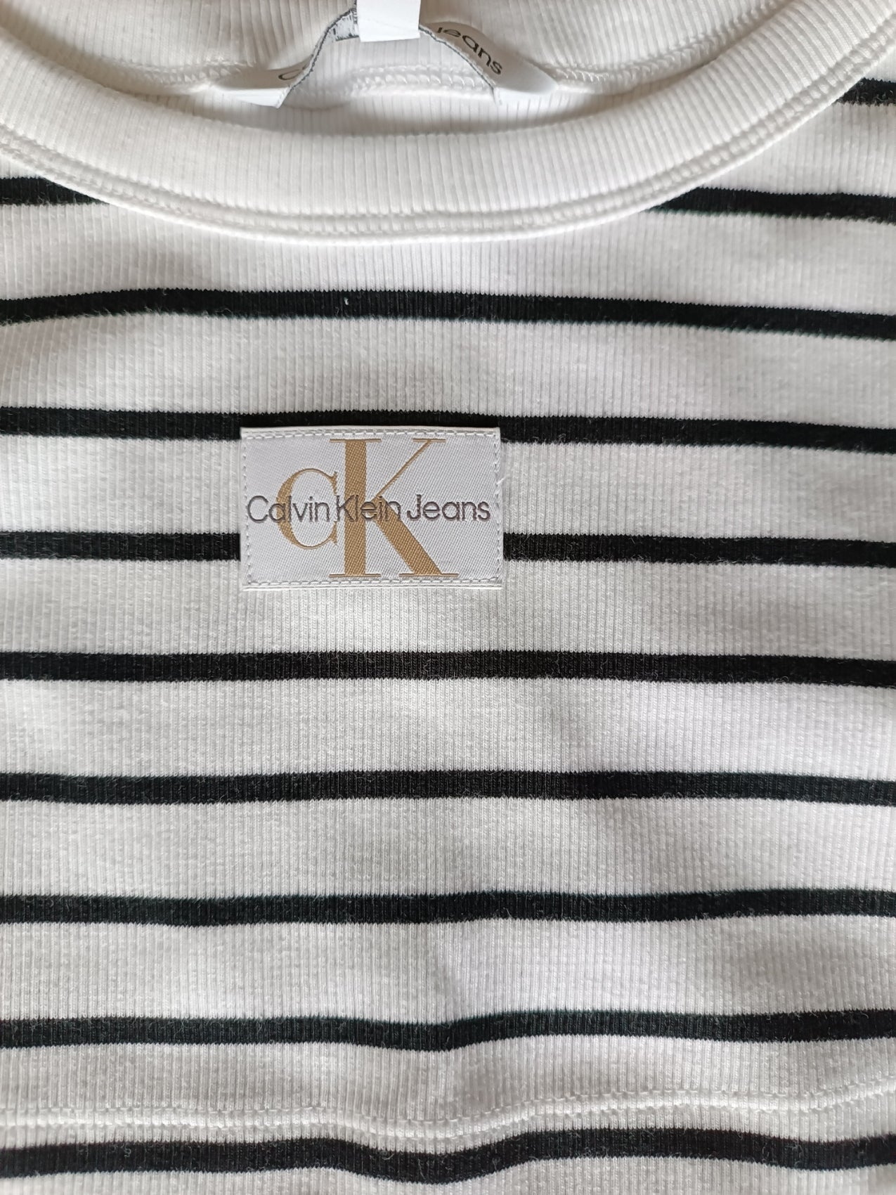 Calvin Klein Jeans — Crop Top Rayé Noir/Blanc taille S Calvin Klein Jeans