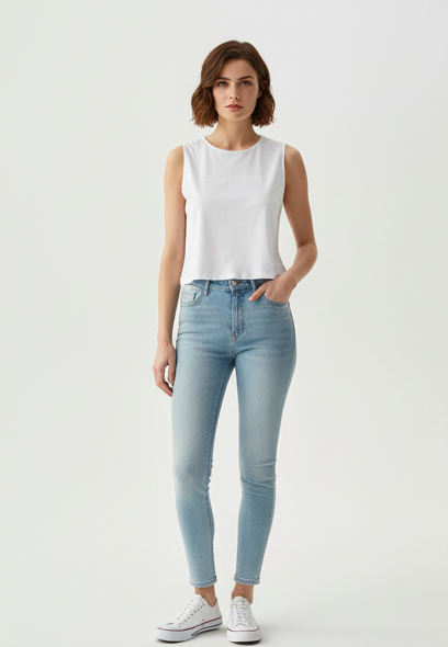 Débardeur Slim Calvin Klein Femme – Coton Régénératif Blanc à Logo Monogramme taille M