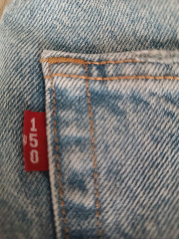 Levi’s 501 Femme – Édition 150e Anniversaire Taille : W29x32