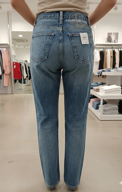 Jeans Mom Calvin Klein | Taille Haute, Tapered, Dégommé taille W26