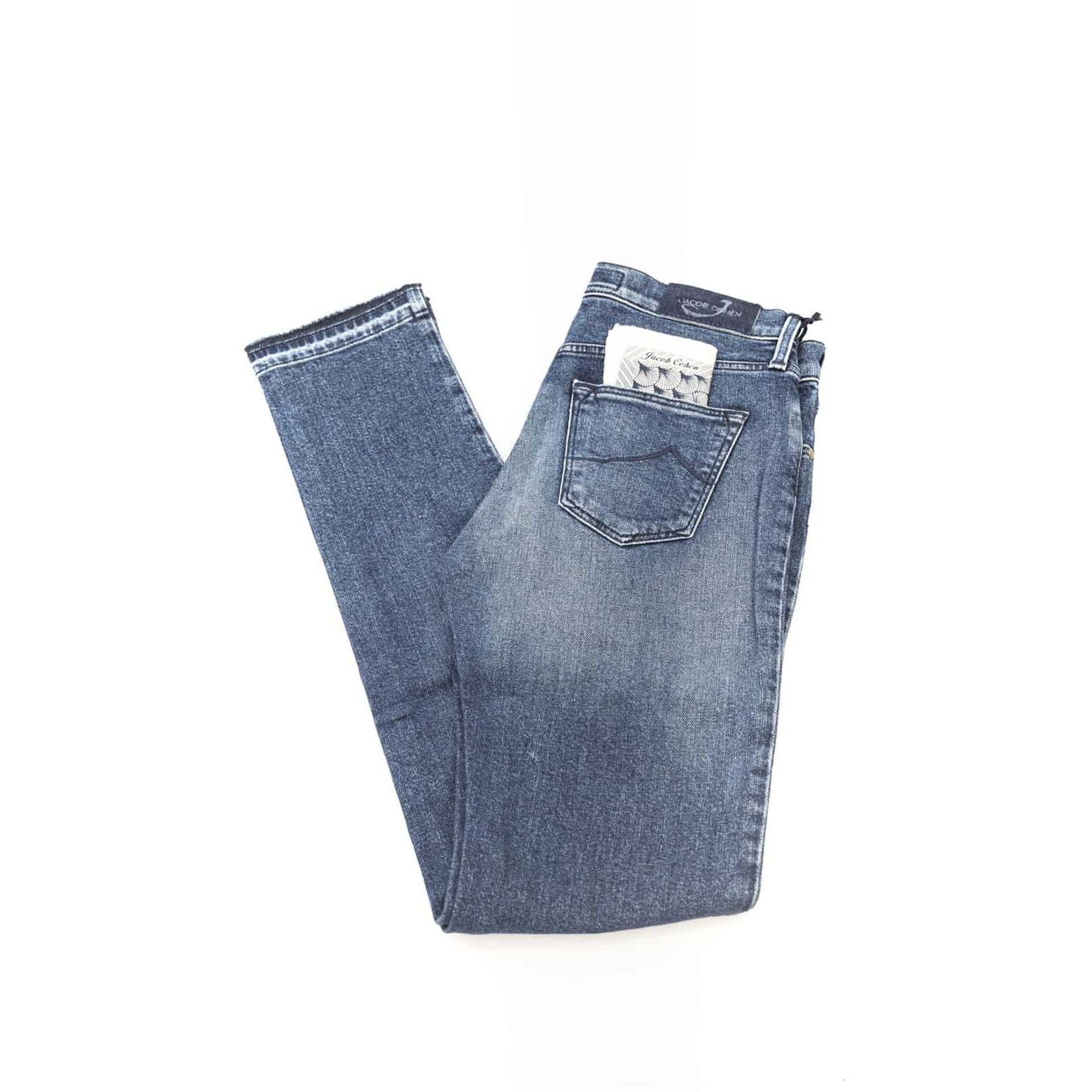 Jean Femme Jacob Cohen Kimberly Bootcut Bleu Ourlet Effiloché Made in Italy - IMPOSE TON STYLL