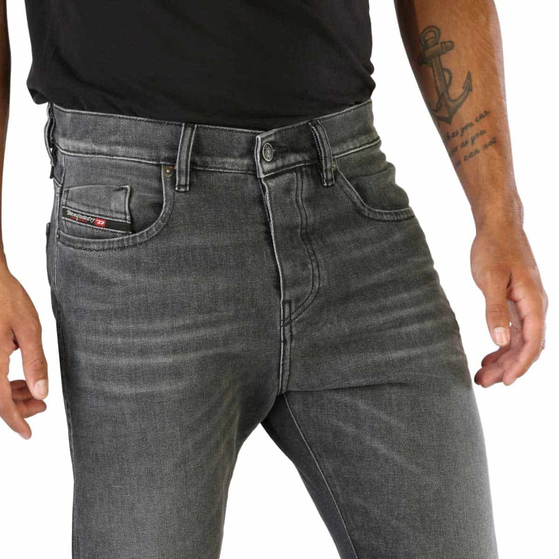 Jean Diesel D-VIKER Homme Noir - Denim Premium Coupe Droite - IMPOSE TON STYLL