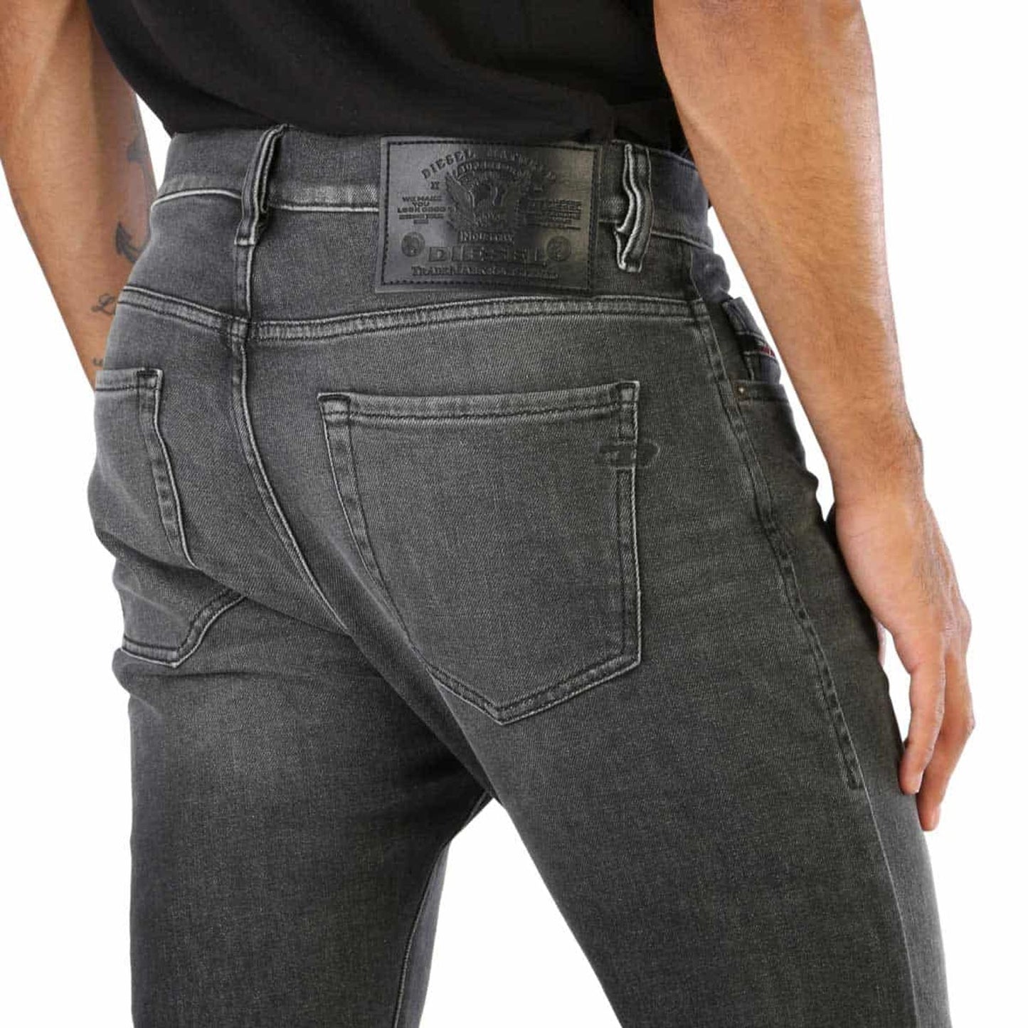 Jean Diesel D-VIKER Homme Noir - Denim Premium Coupe Droite - IMPOSE TON STYLL