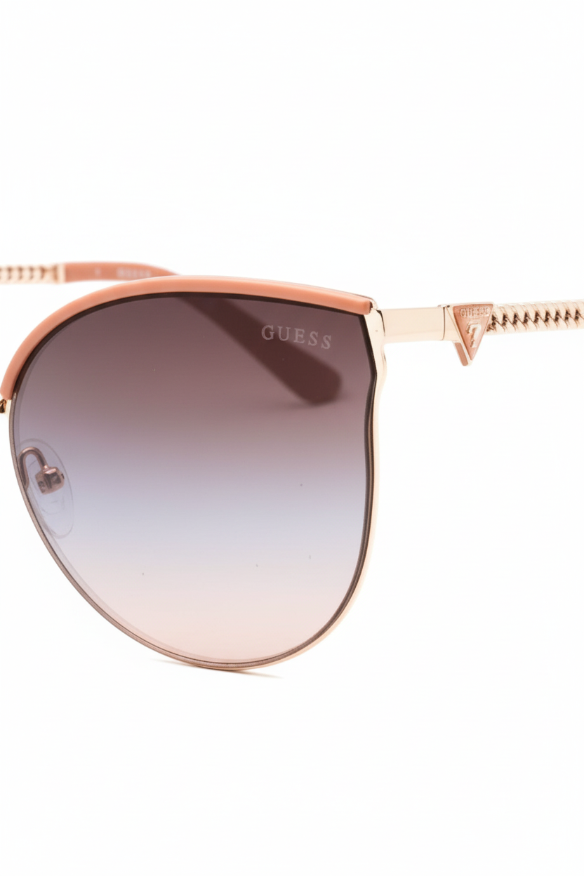 Profil latéral détaillant les branches et verres dégradés des lunettes