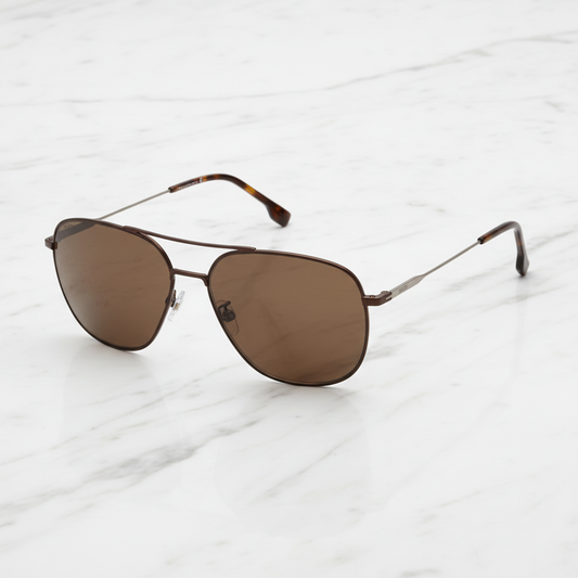 Lunettes aviateur Hugo Boss sur marbre - vue lifestyle luxe