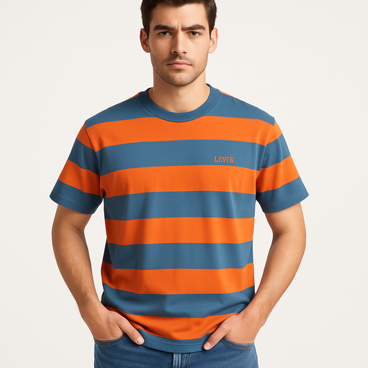 Mannequin portant le t-shirt rayures - vue face